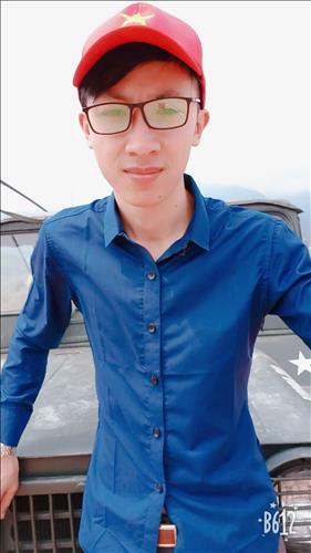 hẹn hò - Nguyễn Minh Toàn-Nam -Tuổi:19 - Độc thân-TP Hồ Chí Minh-Người yêu lâu dài