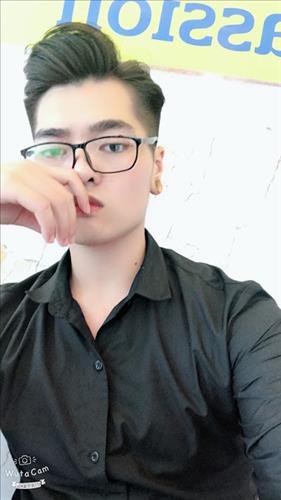 hẹn hò - buigiahung1234-Male -Age:23 - Single-Hà Nội-Lover - Best dating website, dating with vietnamese person, finding girlfriend, boyfriend.