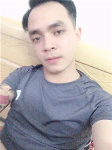 tùng