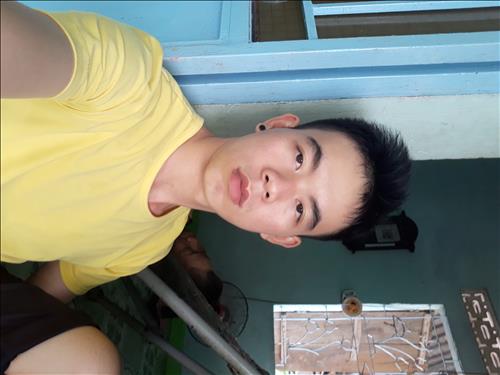 hẹn hò - Tấn Đoàn-Nam -Tuổi:22 - Độc thân-TP Hồ Chí Minh-Người yêu lâu dài