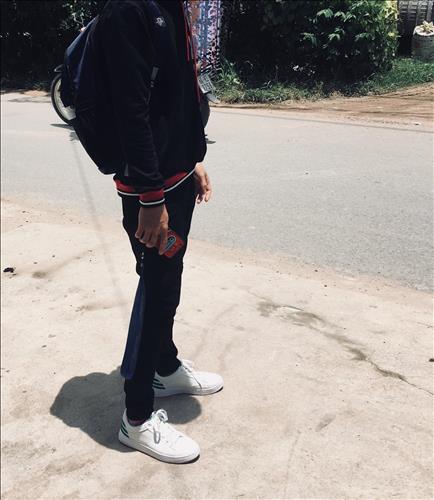 nguyễn Chí Bảo