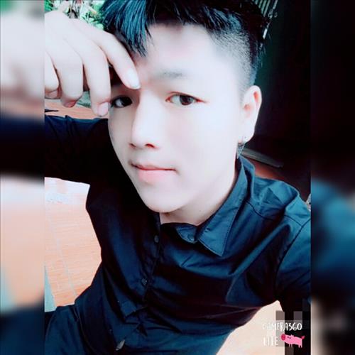 hẹn hò - Đặng Huy Hoàng-Male -Age:20 - Single-Lào Cai-Lover - Best dating website, dating with vietnamese person, finding girlfriend, boyfriend.