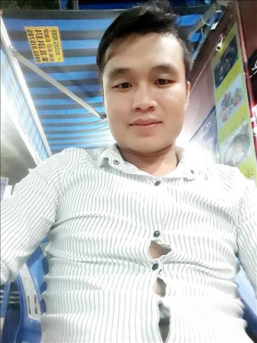 Quyết Hà