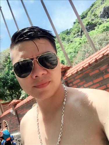 hẹn hò - Hùng-Male -Age:25 - Single-Lào Cai-Confidential Friend - Best dating website, dating with vietnamese person, finding girlfriend, boyfriend.
