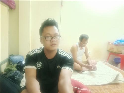 hẹn hò - Tamcuteno1-Nam -Tuổi:21 - Độc thân--Người yêu lâu dài