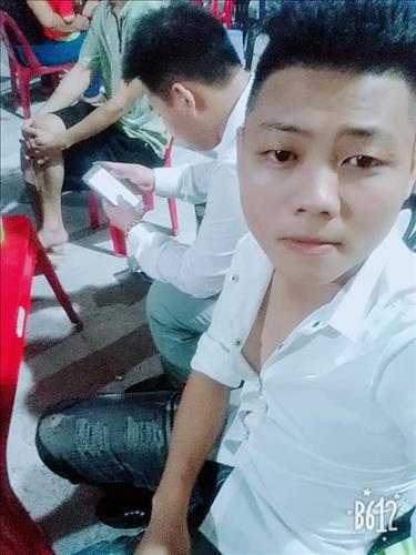 hẹn hò - Tien Dat-Male -Age:19 - Single-Thái Bình-Lover - Best dating website, dating with vietnamese person, finding girlfriend, boyfriend.
