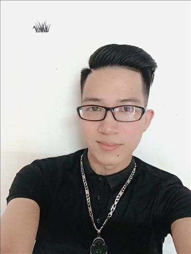 Quang Nguyễn