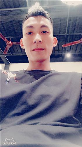 Hùng