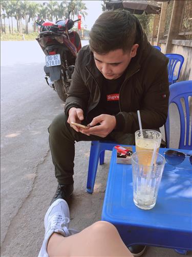 Chí Trung