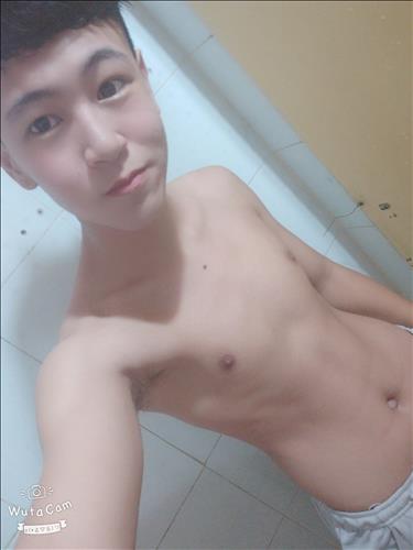 hẹn hò - nguyên hoàng-Male -Age:18 - Single-TP Hồ Chí Minh-Lover - Best dating website, dating with vietnamese person, finding girlfriend, boyfriend.