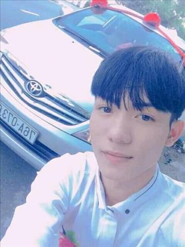 hẹn hò - cuong nguyen-Nam -Tuổi:18 - Độc thân--Người yêu lâu dài
