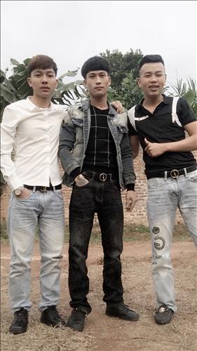 hẹn hò - Đức vlog-Nam -Tuổi:23 - Độc thân--Người yêu lâu dài