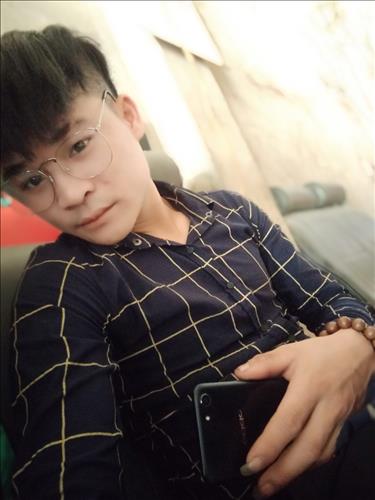 hẹn hò - hoanggia quoc96-Male -Age:23 - Single-Hà Giang-Lover - Best dating website, dating with vietnamese person, finding girlfriend, boyfriend.