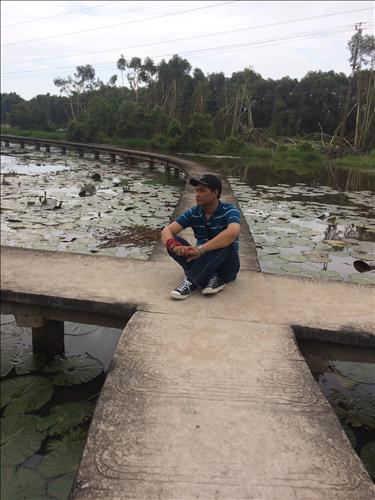 Hoàng vui Nguyễn