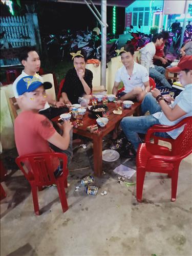 hẹn hò - Hoang Nguyen-Nam -Tuổi:29 - Độc thân--Người yêu lâu dài