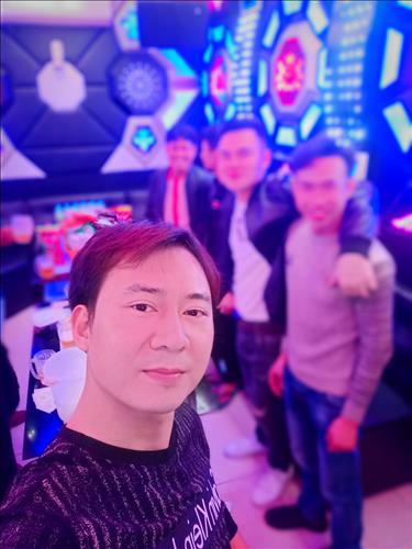 hẹn hò - Văn Đạo Vũ-Nam -Tuổi:18 - Độc thân--Người yêu lâu dài