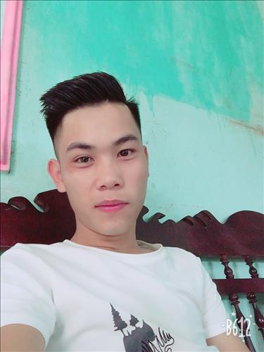 hẹn hò - Tùng Bi-Male -Age:25 - Single-Hà Nội-Lover - Best dating website, dating with vietnamese person, finding girlfriend, boyfriend.