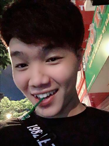 hẹn hò - Nguyễn việt thắng-Male -Age:20 - Single-Hà Nội-Short Term - Best dating website, dating with vietnamese person, finding girlfriend, boyfriend.