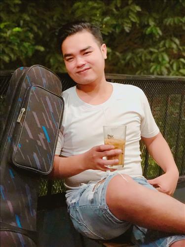 hẹn hò - Đinh Đương-Male -Age:25 - Single-TP Hồ Chí Minh-Confidential Friend - Best dating website, dating with vietnamese person, finding girlfriend, boyfriend.