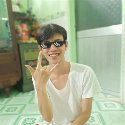 hẹn hò - Black Bear-Male -Age:22 - Single-Vĩnh Long-Lover - Best dating website, dating with vietnamese person, finding girlfriend, boyfriend.