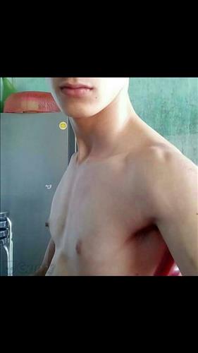 hẹn hò - Tùng-Gay -Age:24 - Single-Quảng Nam-Friend - Best dating website, dating with vietnamese person, finding girlfriend, boyfriend.