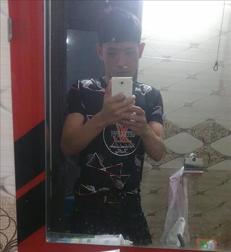 hẹn hò - Nguyen hung-Male -Age:25 - Single-Hà Nội-Lover - Best dating website, dating with vietnamese person, finding girlfriend, boyfriend.