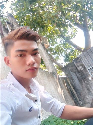 hẹn hò - linh văn-Male -Age:18 - Single-TP Hồ Chí Minh-Lover - Best dating website, dating with vietnamese person, finding girlfriend, boyfriend.