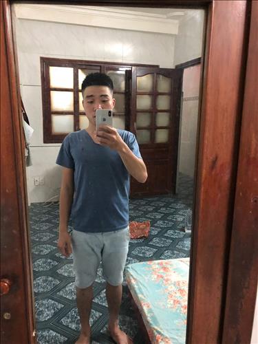 hẹn hò - Đạt Nguyễn-Male -Age:25 - Single-TP Hồ Chí Minh-Lover - Best dating website, dating with vietnamese person, finding girlfriend, boyfriend.