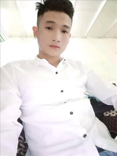 hẹn hò - hoàng hoàng-Male -Age:19 - Single-TP Hồ Chí Minh-Lover - Best dating website, dating with vietnamese person, finding girlfriend, boyfriend.