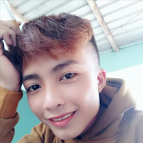 hẹn hò - Lonq Vlog-Male -Age:22 - Single-TP Hồ Chí Minh-Confidential Friend - Best dating website, dating with vietnamese person, finding girlfriend, boyfriend.