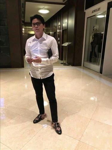 hẹn hò - Hoàng Đạt-Male -Age:25 - Single-TP Hồ Chí Minh-Confidential Friend - Best dating website, dating with vietnamese person, finding girlfriend, boyfriend.