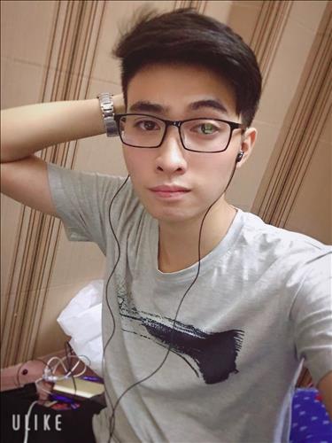 hẹn hò - Min-Male -Age:20 - Single-TP Hồ Chí Minh-Short Term - Best dating website, dating with vietnamese person, finding girlfriend, boyfriend.