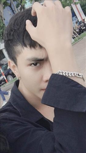 hẹn hò - Trường Ngô-Male -Age:22 - Single-TP Hồ Chí Minh-Confidential Friend - Best dating website, dating with vietnamese person, finding girlfriend, boyfriend.