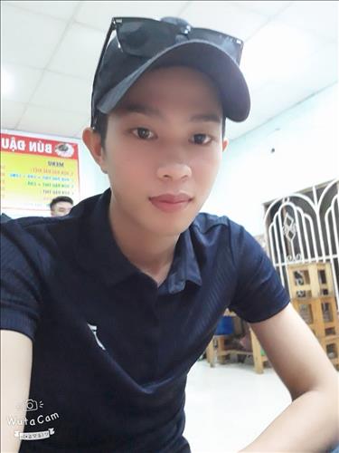 hẹn hò - Ca Sỹ TT Đào tạo-Male -Age:24 - Single-TP Hồ Chí Minh-Lover - Best dating website, dating with vietnamese person, finding girlfriend, boyfriend.