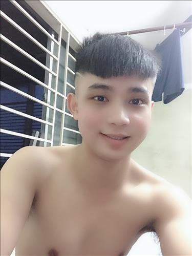 hẹn hò - Nhất Tiên Nguyễn-Male -Age:19 - Single-TP Hồ Chí Minh-Lover - Best dating website, dating with vietnamese person, finding girlfriend, boyfriend.