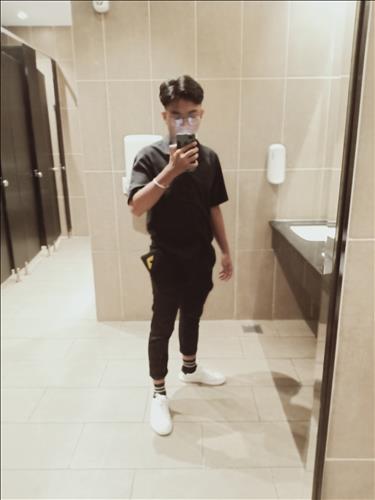 hẹn hò - Hoàng Phi-Gay -Age:20 - Single-TP Hồ Chí Minh-Lover - Best dating website, dating with vietnamese person, finding girlfriend, boyfriend.