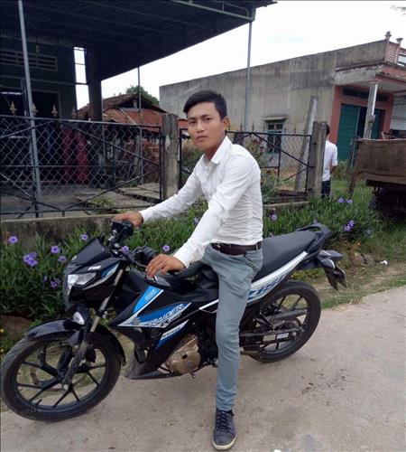 hẹn hò - Binh Nguyen-Nam -Tuổi:25 - Độc thân--Người yêu lâu dài