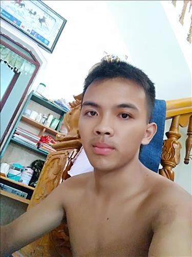 hẹn hò - Anh Tuấn-Nam -Tuổi:18 - Độc thân-TP Hồ Chí Minh-Người yêu lâu dài