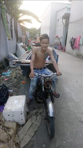 hẹn hò - Chiến Chít-Male -Age:18 - Single-Thừa Thiên-Huế-Confidential Friend - Best dating website, dating with vietnamese person, finding girlfriend, boyfriend.