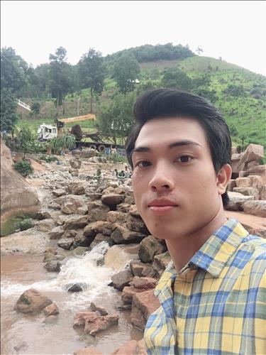 hẹn hò - Van đoàn-Male -Age:24 - Single-Hà Nội-Short Term - Best dating website, dating with vietnamese person, finding girlfriend, boyfriend.