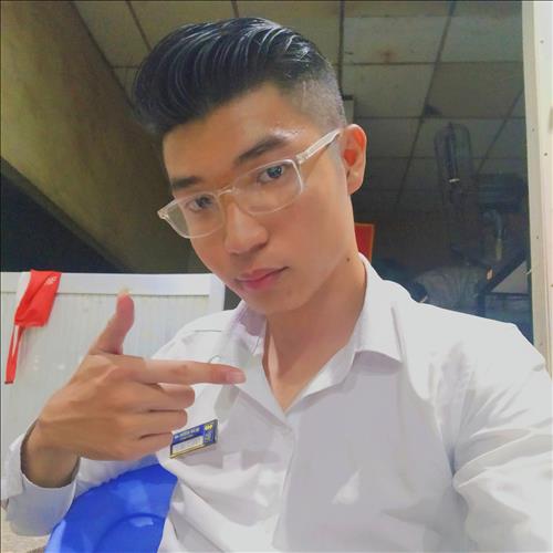 hẹn hò - Ngô Nguyễn Nhựt Duy-Nam -Tuổi:18 - Độc thân-TP Hồ Chí Minh-Người yêu lâu dài