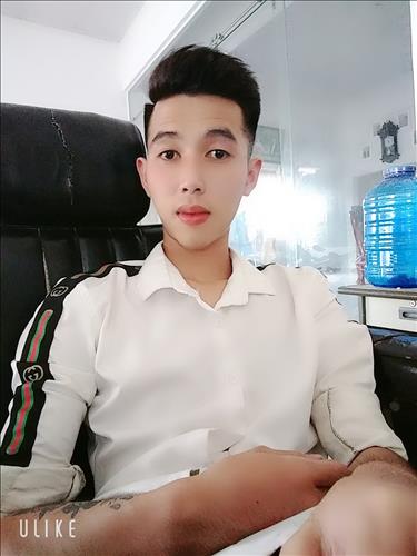 hẹn hò - Em Trai-Male -Age:19 - Single-TP Hồ Chí Minh-Lover - Best dating website, dating with vietnamese person, finding girlfriend, boyfriend.