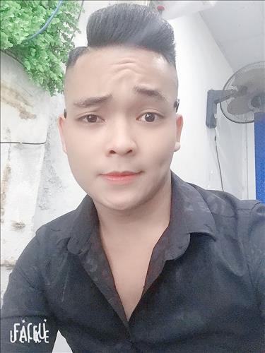 hẹn hò - Mạnh Dũng-Male -Age:24 - Single-Hà Nội-Lover - Best dating website, dating with vietnamese person, finding girlfriend, boyfriend.