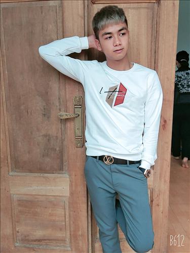 hẹn hò - Anh Tuyển-Male -Age:22 - Single-TP Hồ Chí Minh-Lover - Best dating website, dating with vietnamese person, finding girlfriend, boyfriend.