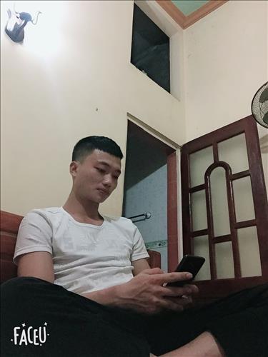 hẹn hò - Linh Văn-Male -Age:21 - Single--Short Term - Best dating website, dating with vietnamese person, finding girlfriend, boyfriend.