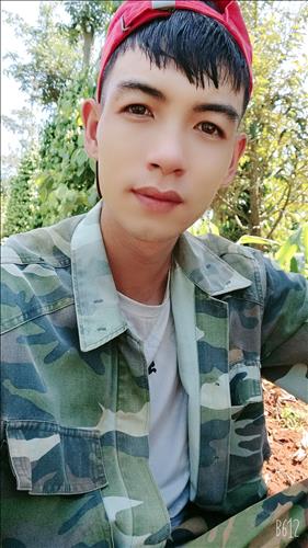 hẹn hò - Hải Phạm-Male -Age:25 - Single-Đăk Nông-Lover - Best dating website, dating with vietnamese person, finding girlfriend, boyfriend.