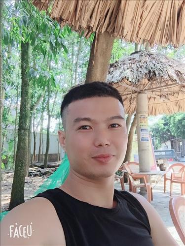 hẹn hò - Hieu Trung-Male -Age:18 - Single--Lover - Best dating website, dating with vietnamese person, finding girlfriend, boyfriend.