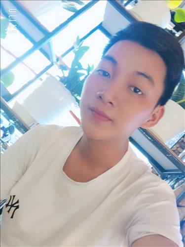 hẹn hò - Stone-Male -Age:25 - Single-TP Hồ Chí Minh-Confidential Friend - Best dating website, dating with vietnamese person, finding girlfriend, boyfriend.