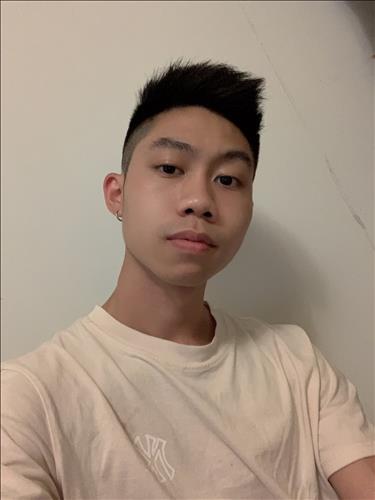 hẹn hò - Quang Hùng-Male -Age:21 - Single-TP Hồ Chí Minh-Lover - Best dating website, dating with vietnamese person, finding girlfriend, boyfriend.