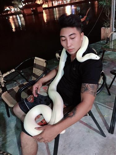 hẹn hò - Chung python-Male -Age:27 - Single-Hà Nội-Lover - Best dating website, dating with vietnamese person, finding girlfriend, boyfriend.